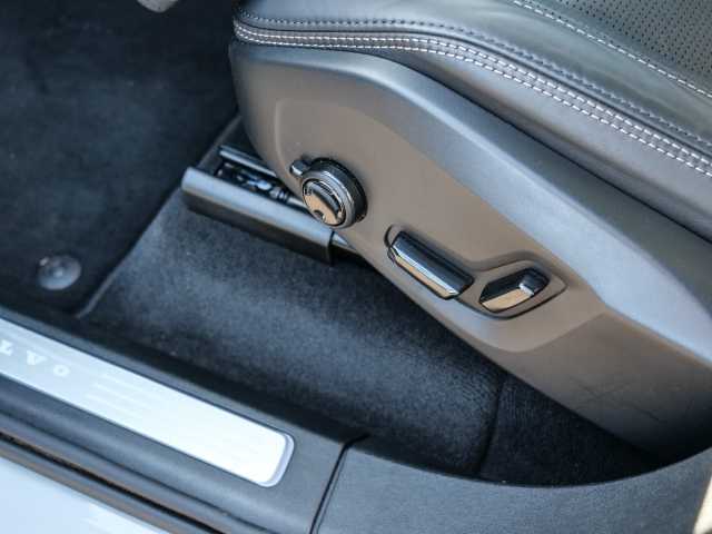 Volvo XC90 – Bild 17