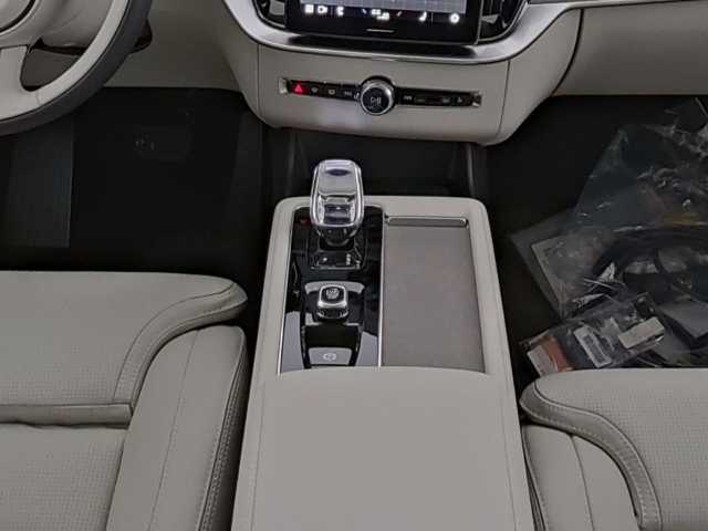 Volvo XC90 – Bild 6