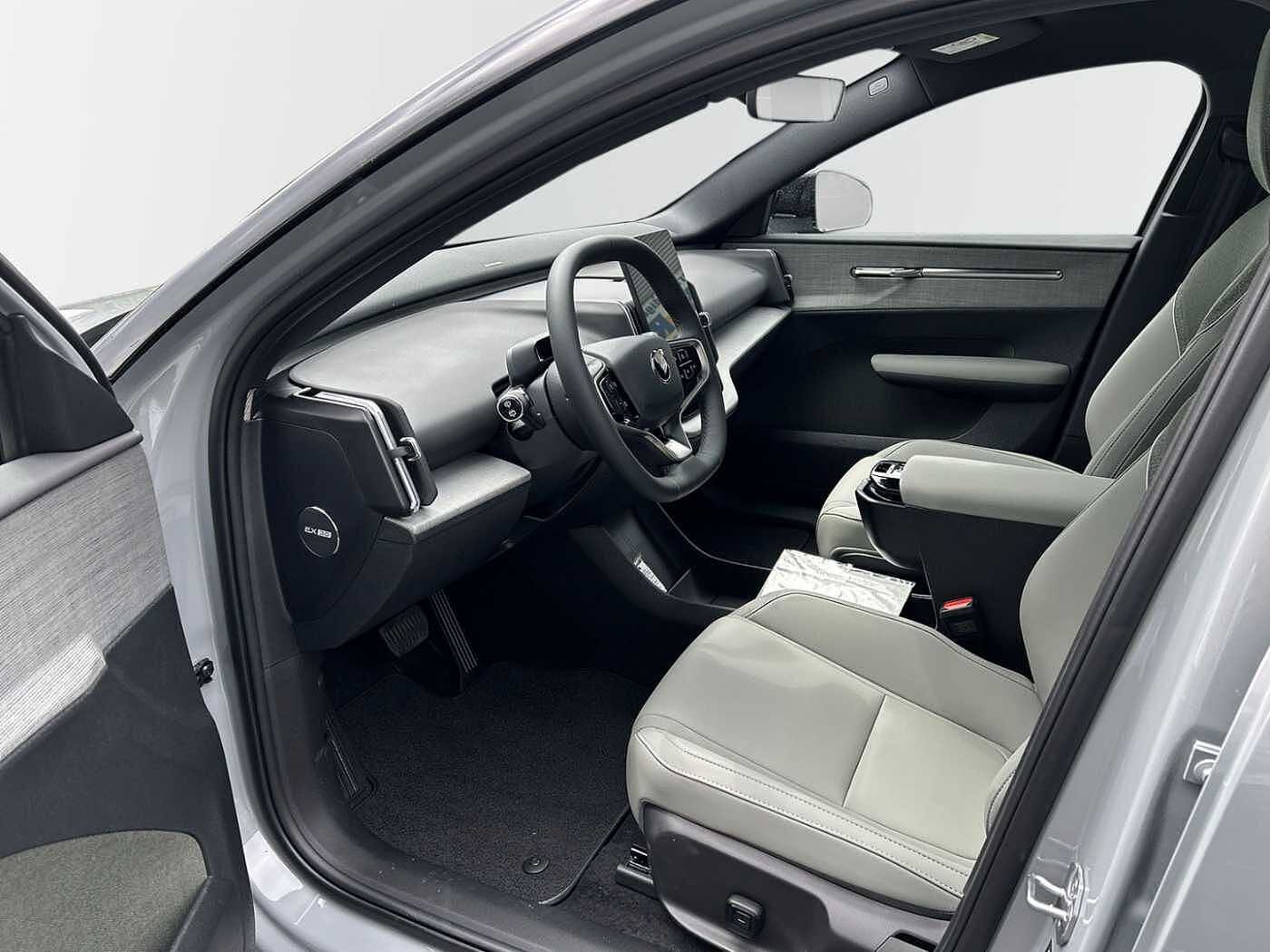 Volvo EX30 – Bild 10