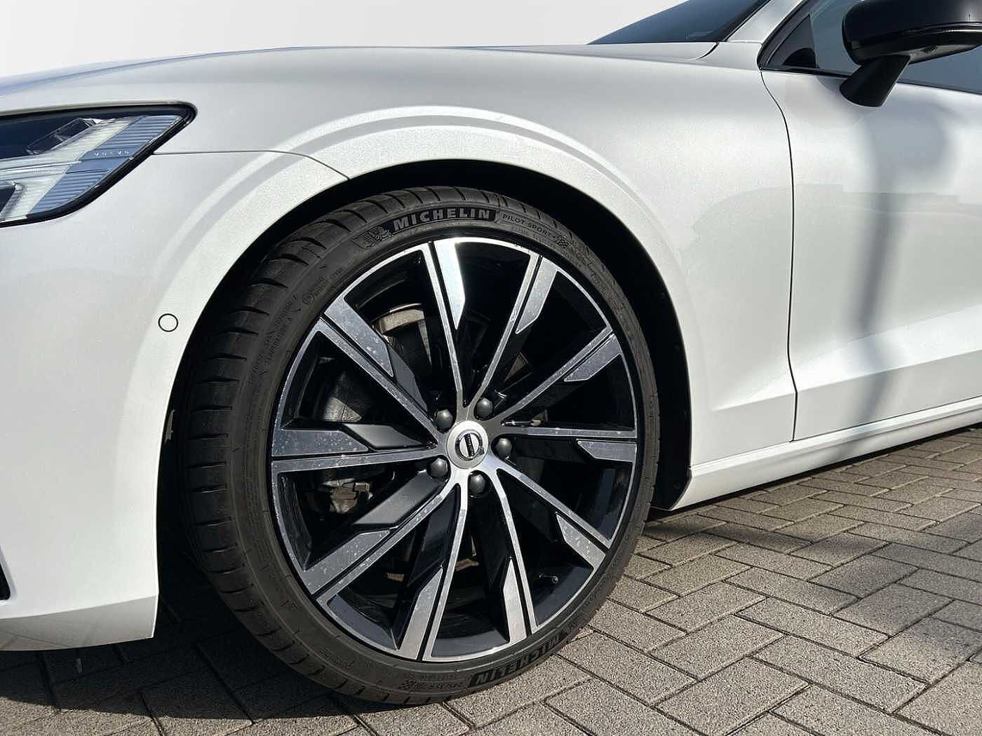 Volvo S60 – Bild 9