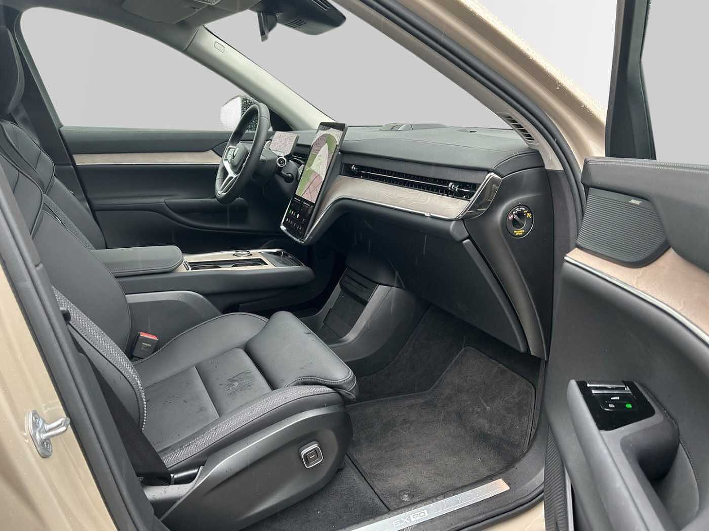 Volvo EX90 – Bild 3