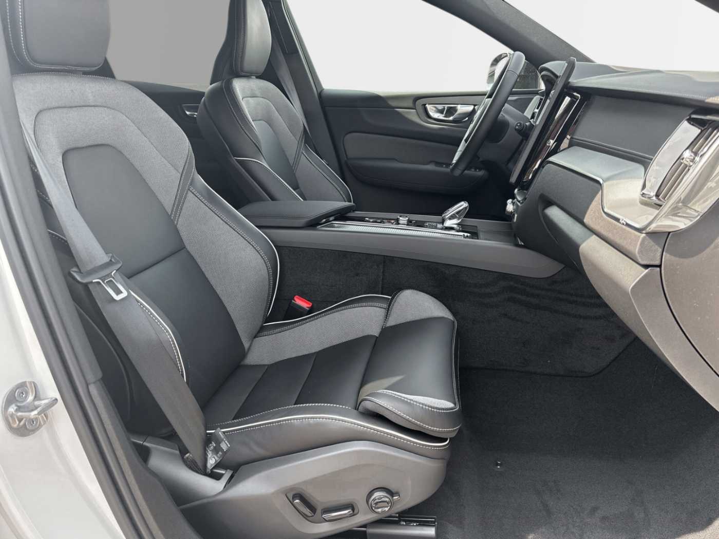 Volvo XC60 – Bild 3