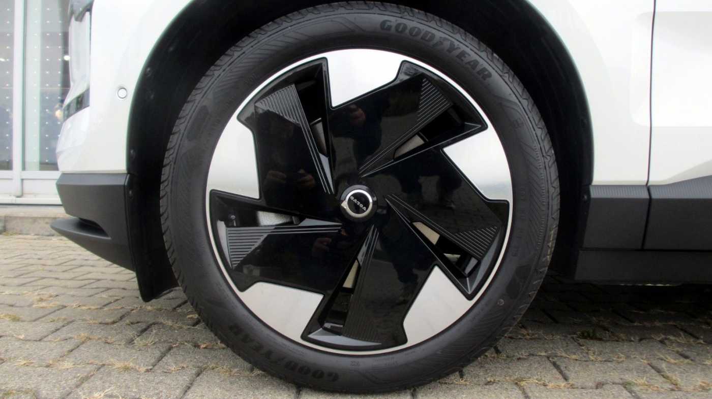 Volvo EX30 – Bild 14