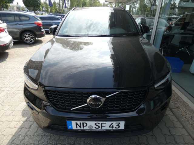 Volvo XC40 – Bild 12