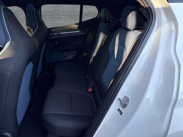 Volvo EX30 – Bild 12