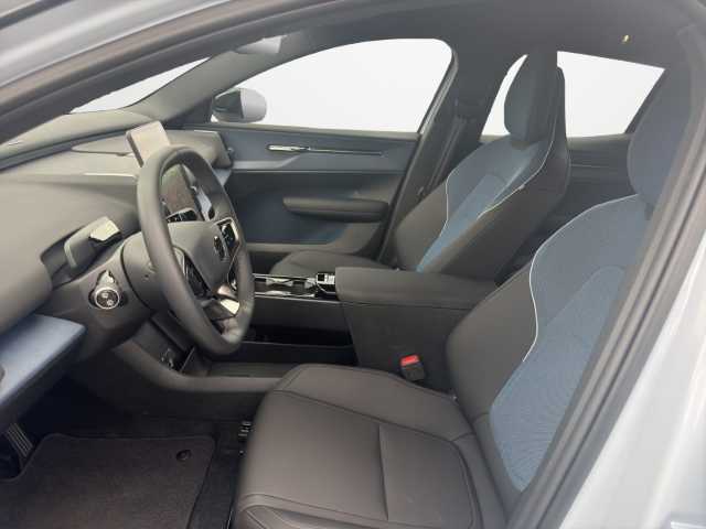 Volvo EX30 – Bild 11