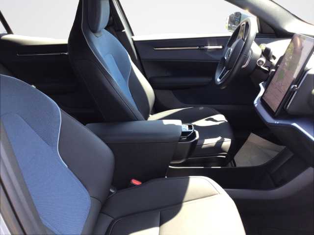 Volvo EX30 – Bild 12