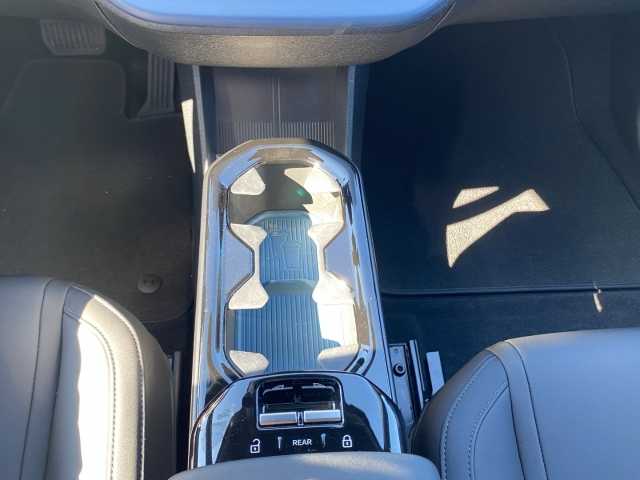 Volvo EX30 – Bild 23