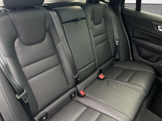 Volvo V60 Cross Country – Bild 12