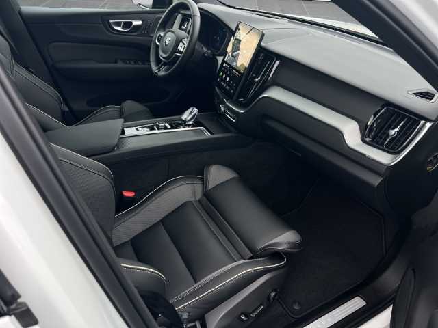 Volvo XC60 – Bild 11