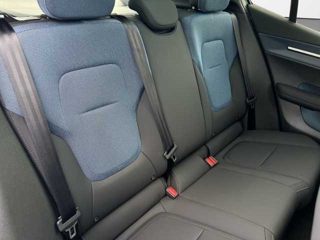 Volvo EX30 – Bild 12