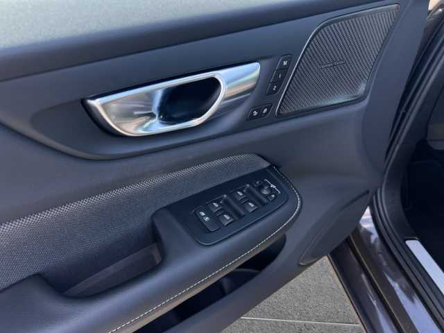 Volvo S60 – Bild 9