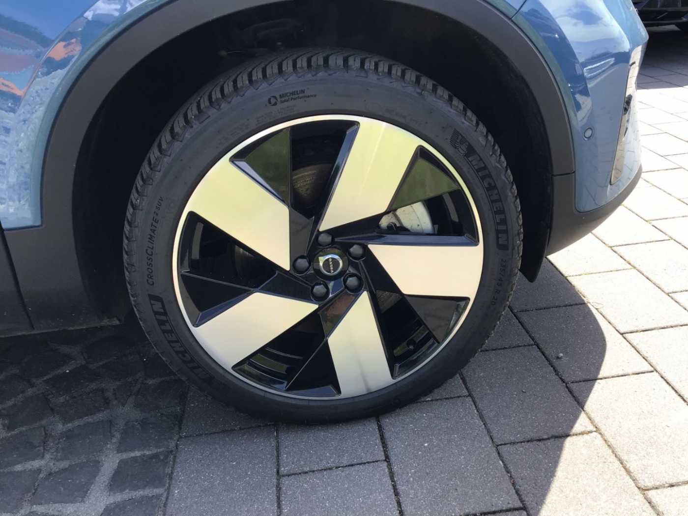 Volvo C40 Recharge – Bild 12