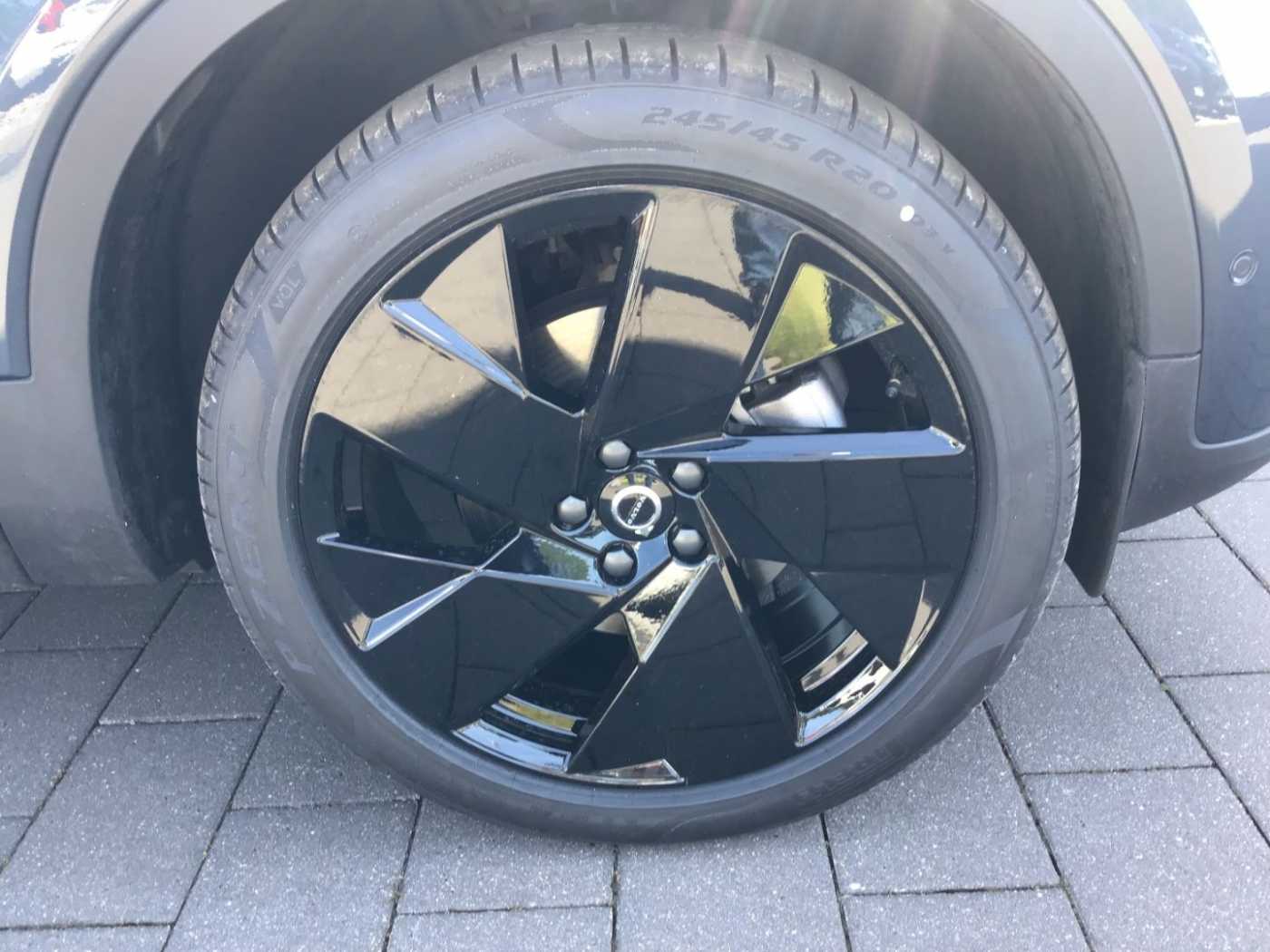 Volvo XC40 – Bild 12