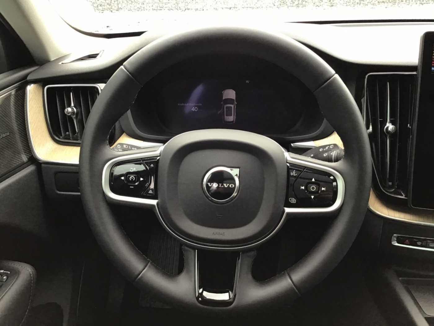 Volvo XC60 – Bild 21