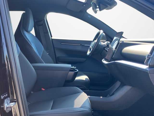 Volvo EX30 – Bild 12