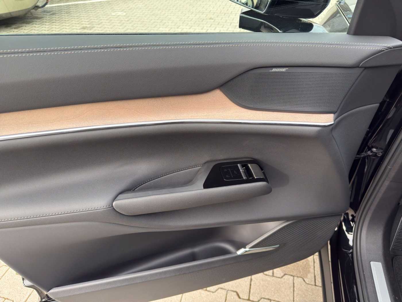 Volvo EX90 – Bild 9