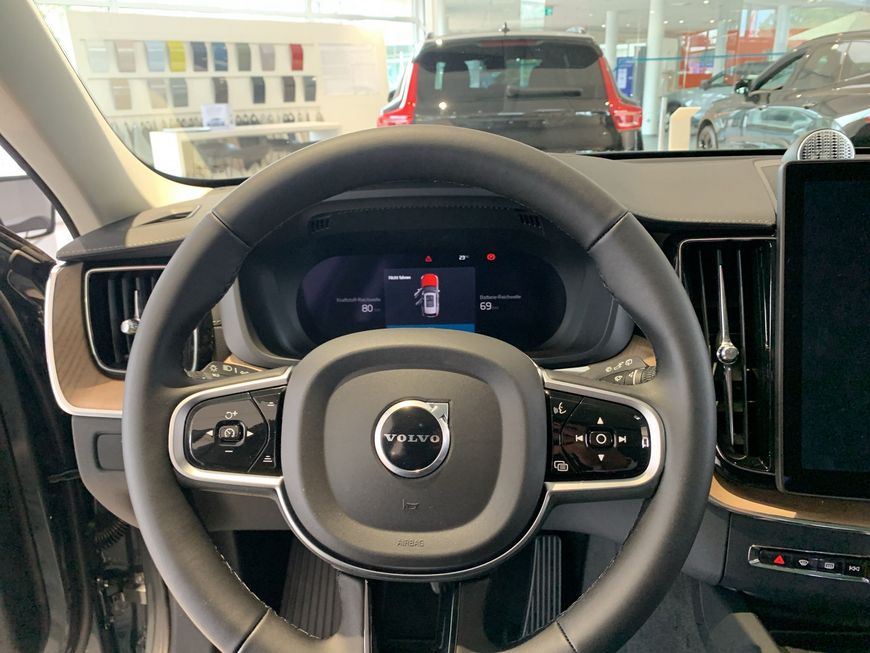 Volvo XC60 – Bild 11