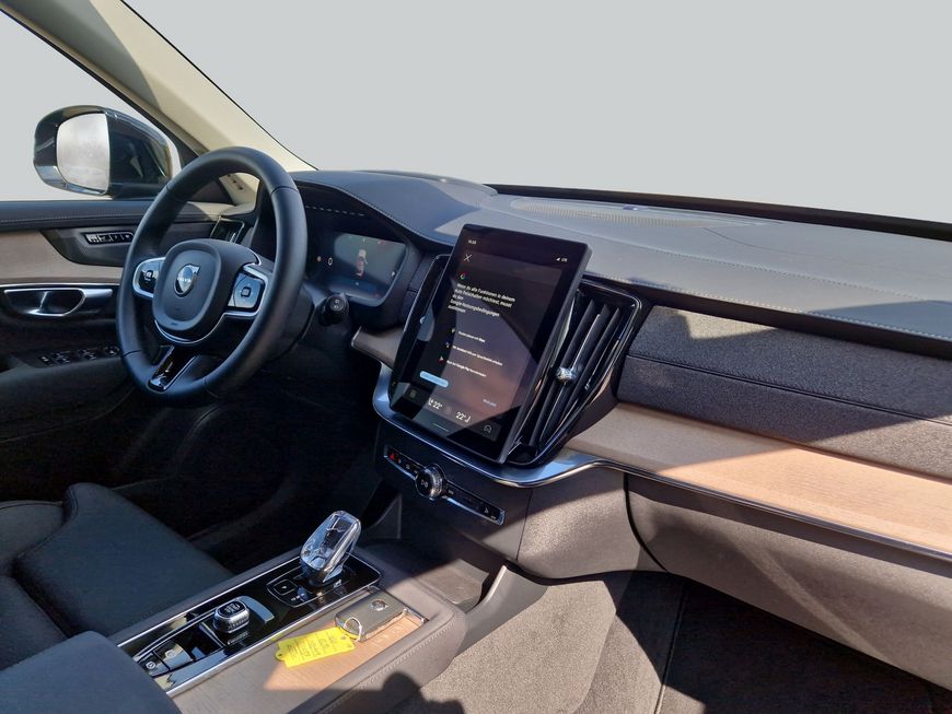 Volvo XC90 – Bild 15