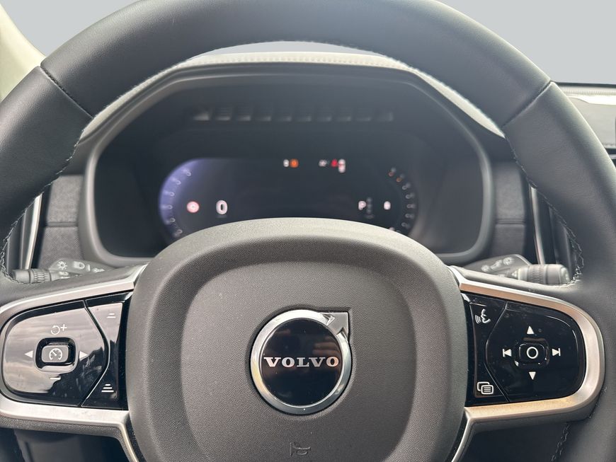Volvo XC90 – Bild 17