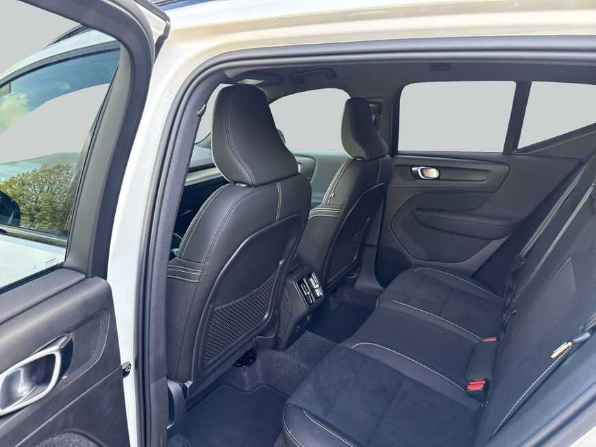 Volvo XC40 – Bild 11