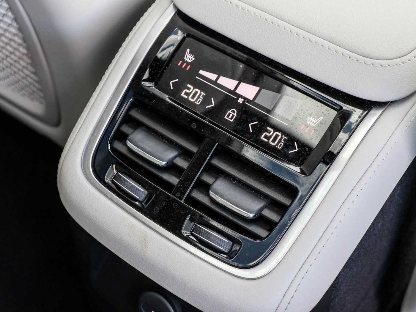 Volvo XC90 – Bild 15