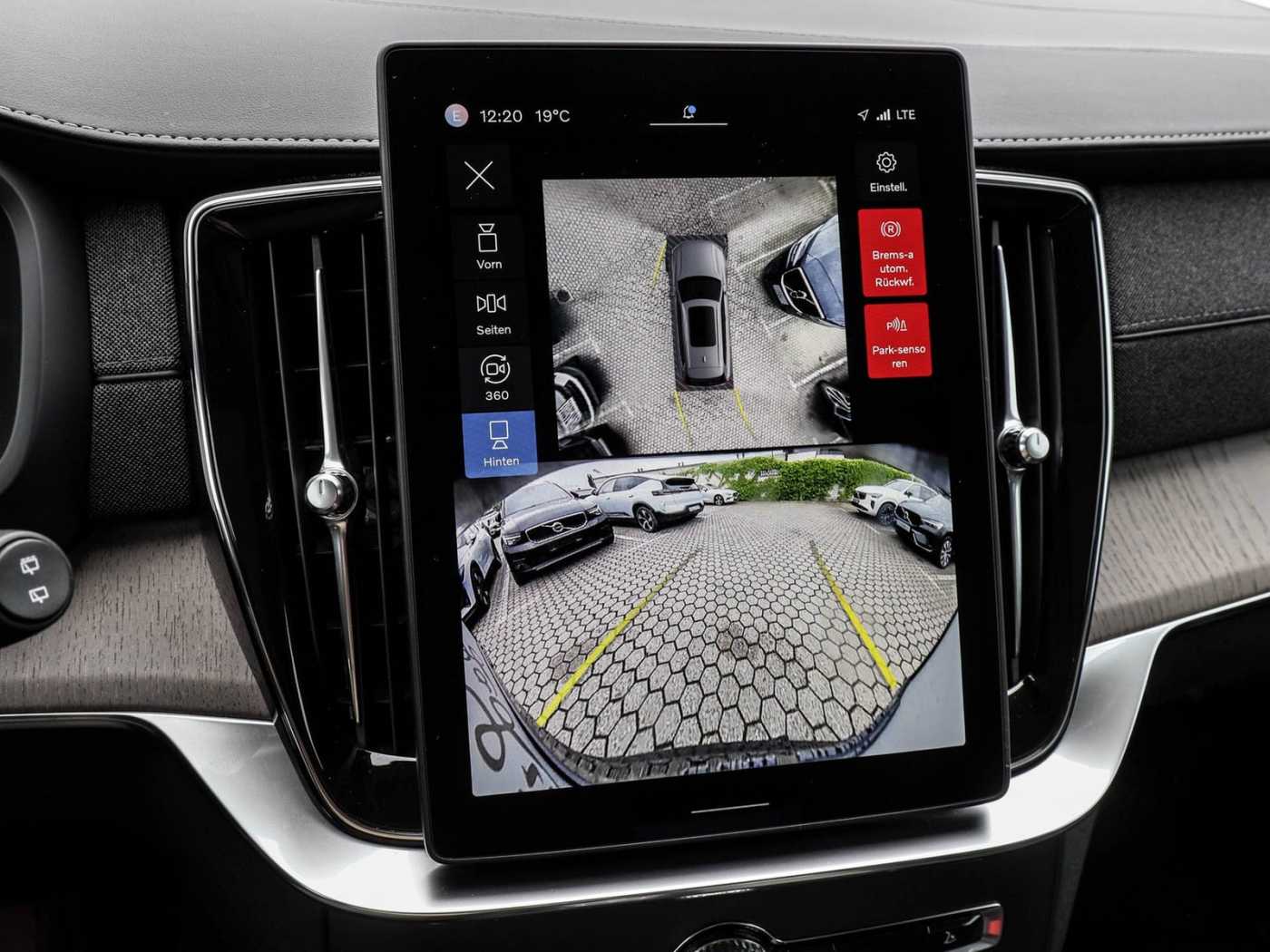 Volvo XC90 – Bild 12