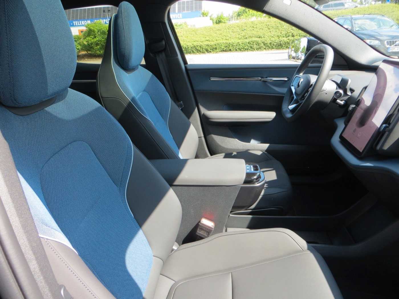 Volvo EX30 – Bild 12