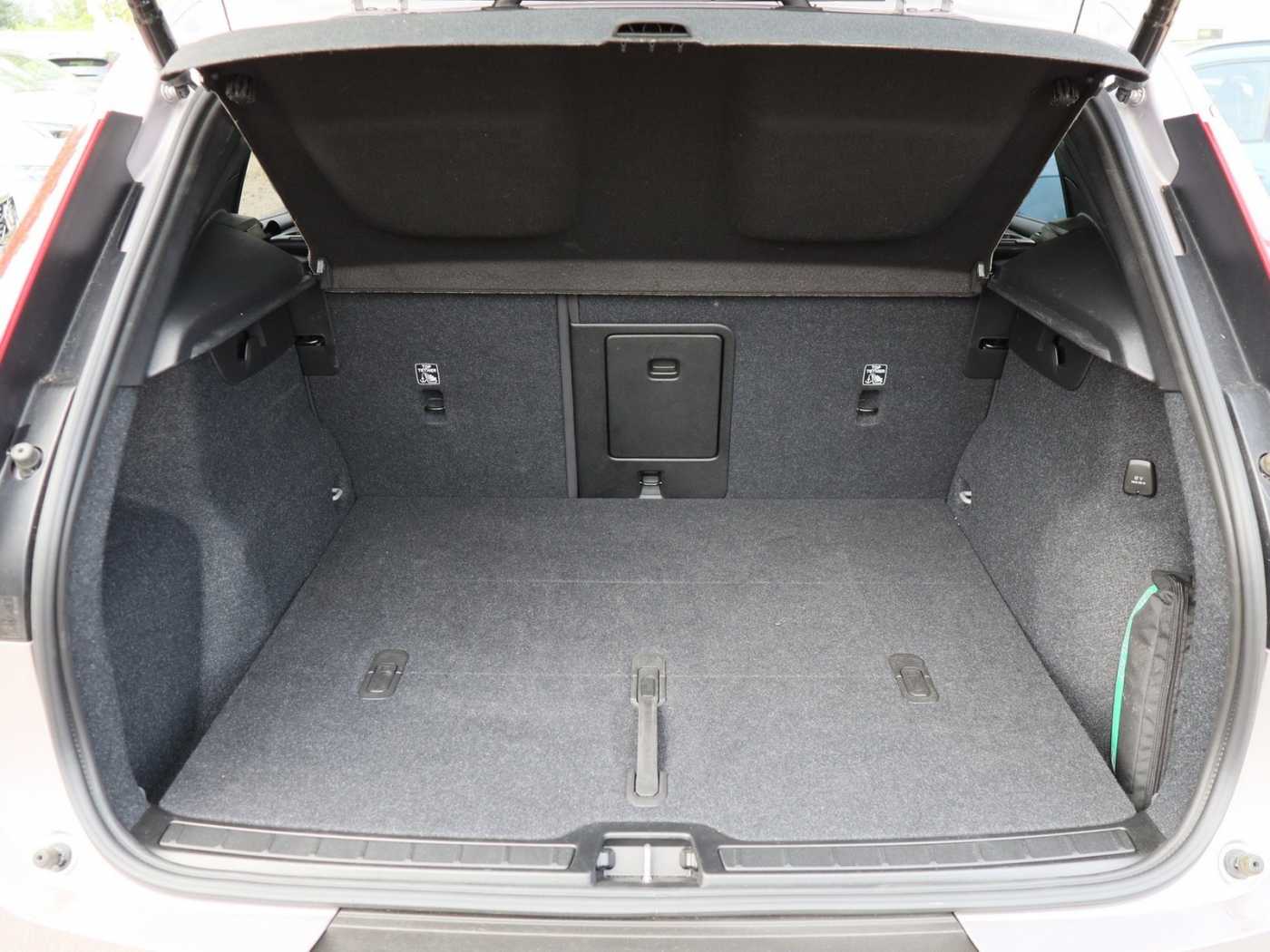 Volvo XC40 – Bild 11
