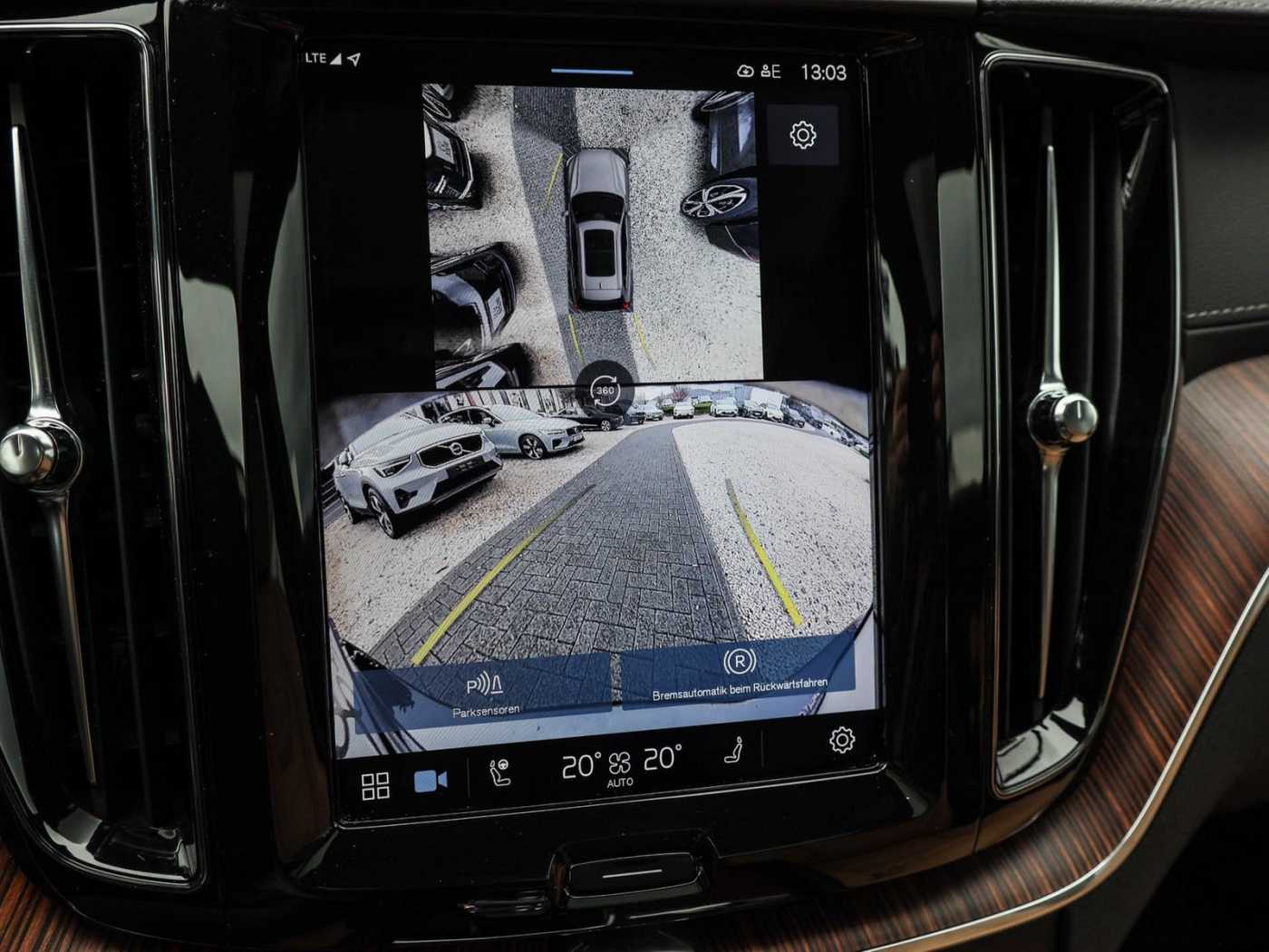 Volvo XC60 – Bild 12