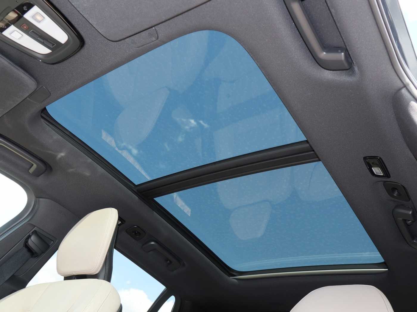 Volvo XC90 – Bild 10