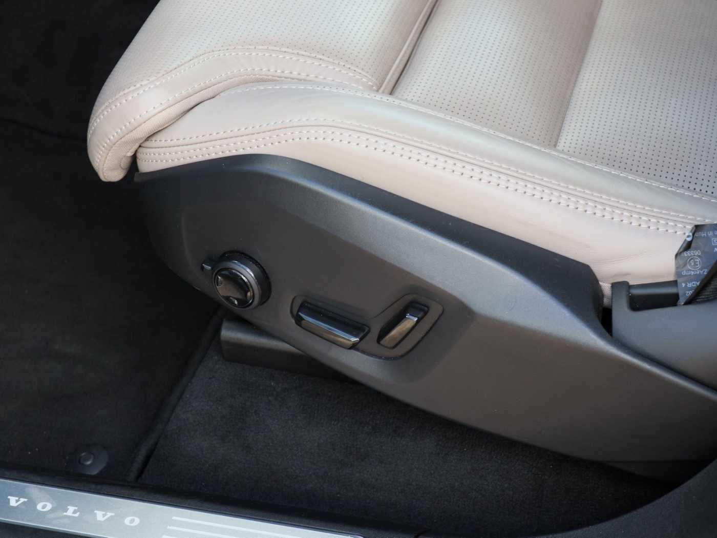 Volvo XC90 – Bild 13