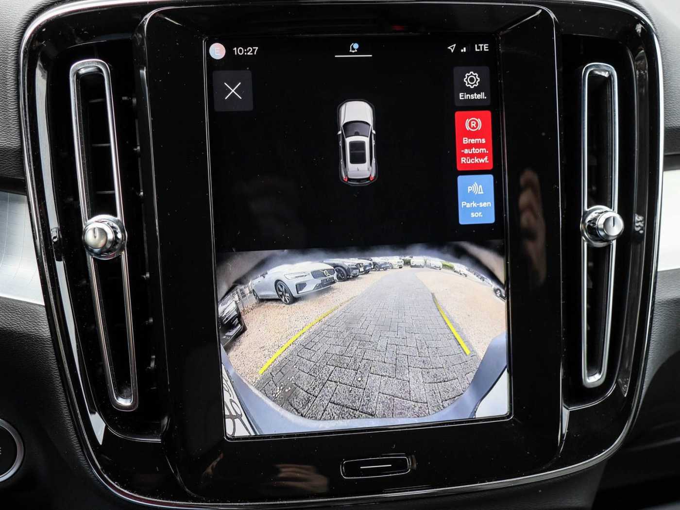 Volvo XC40 – Bild 12