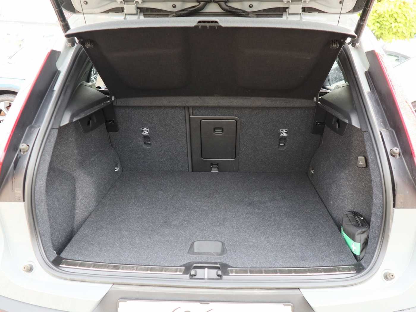 Volvo XC40 – Bild 11