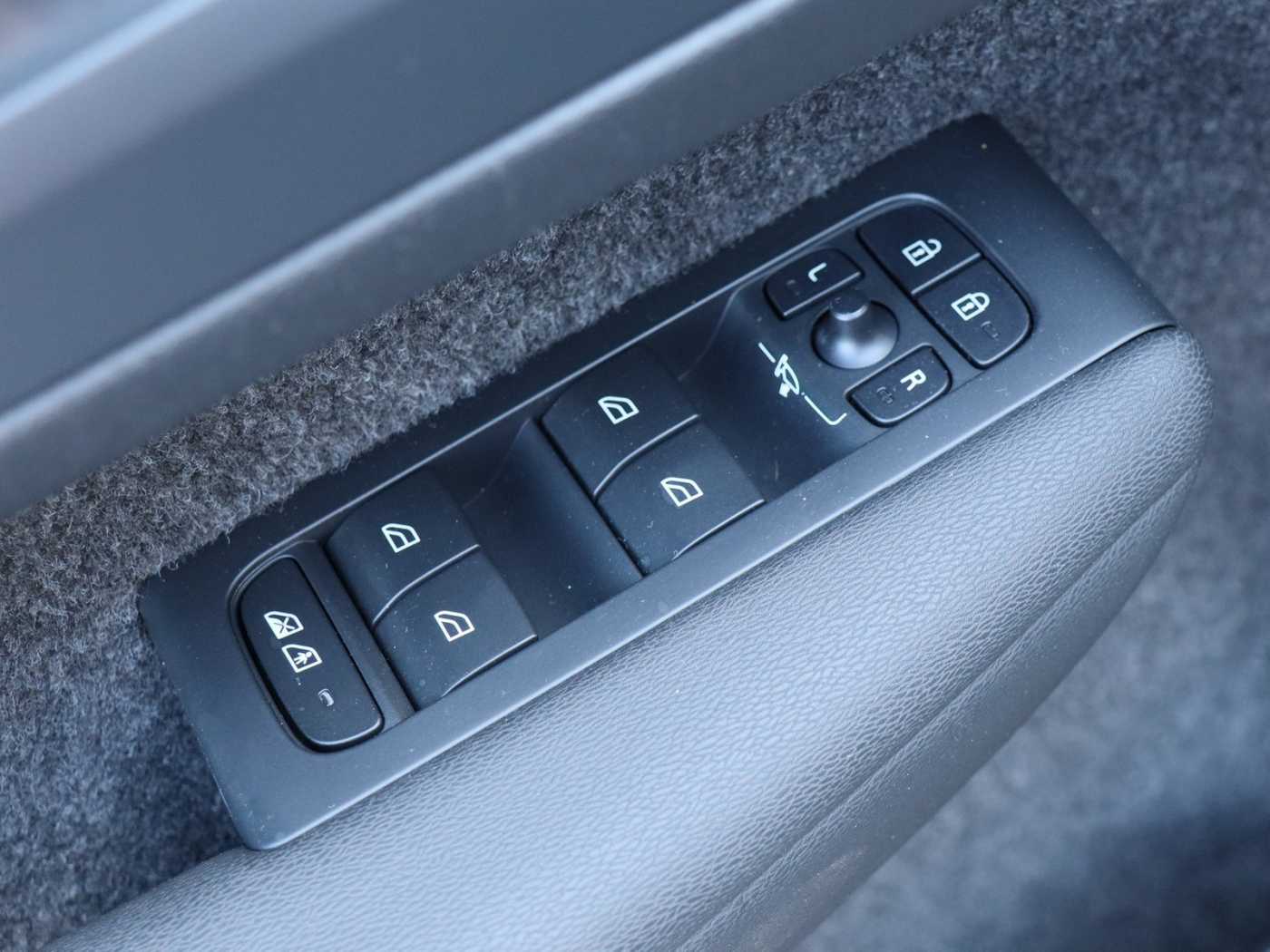 Volvo C40 Recharge – Bild 15