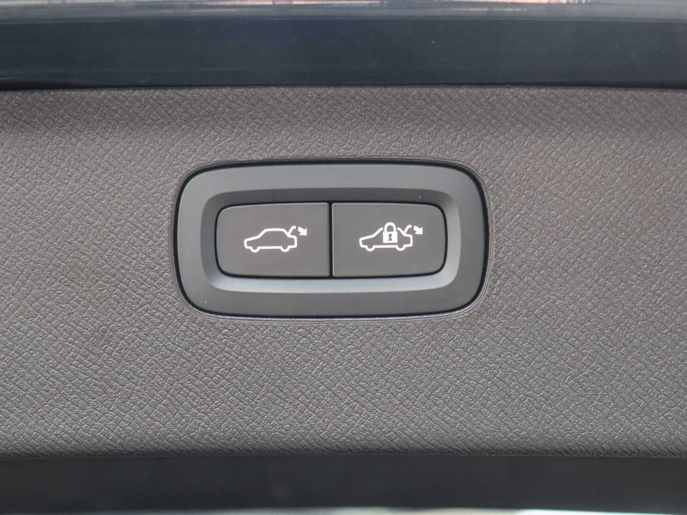 Volvo XC90 – Bild 16