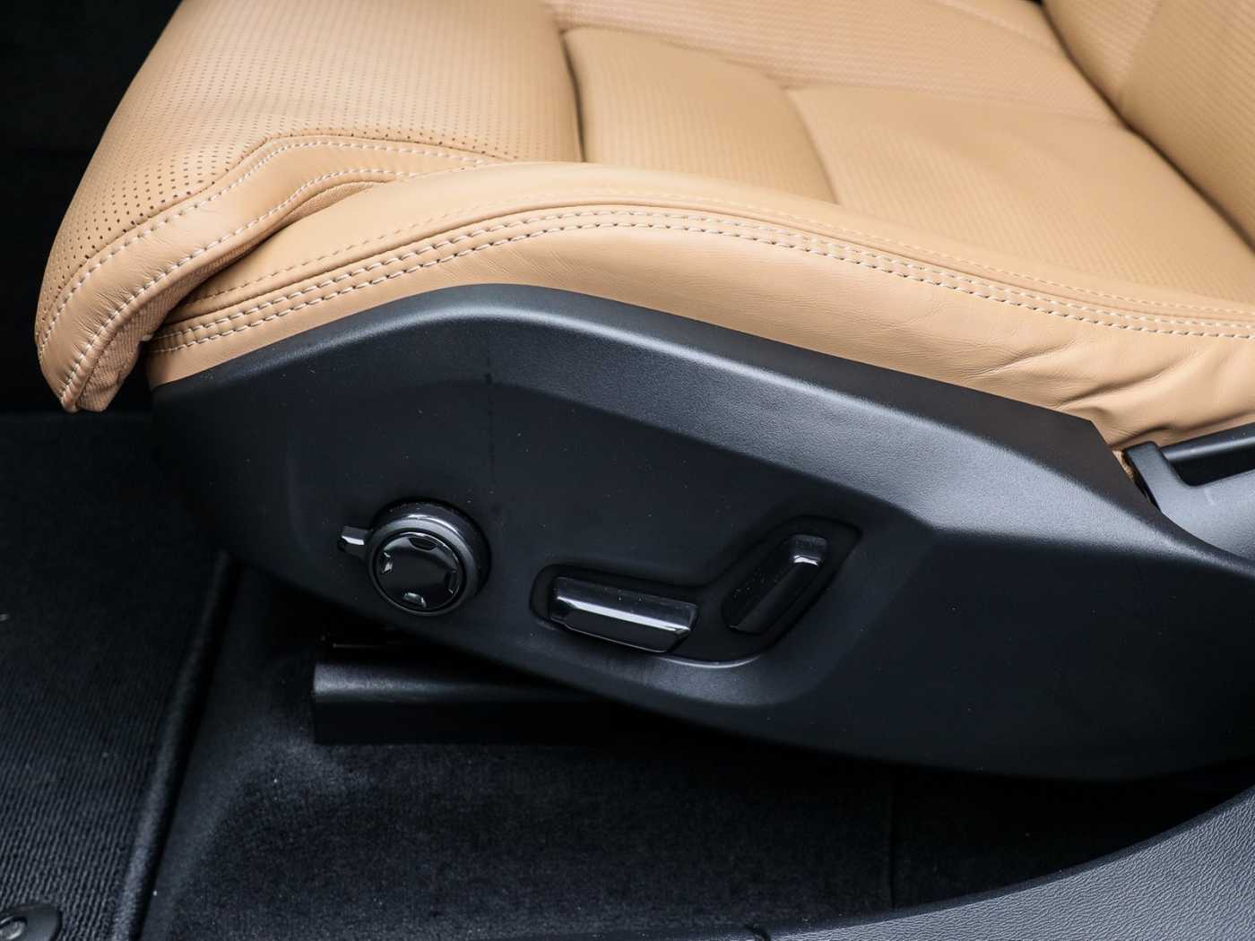 Volvo XC60 – Bild 13