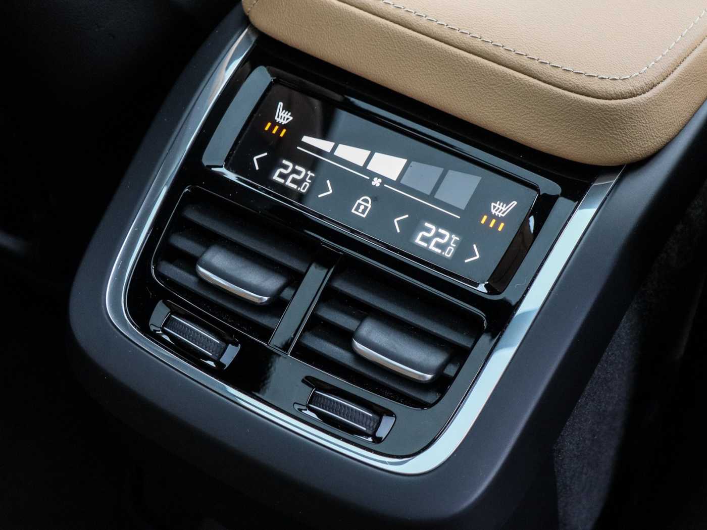 Volvo XC60 – Bild 15