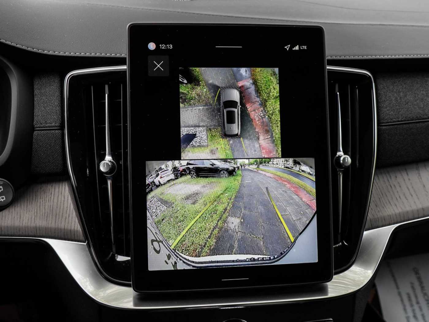 Volvo XC90 – Bild 12