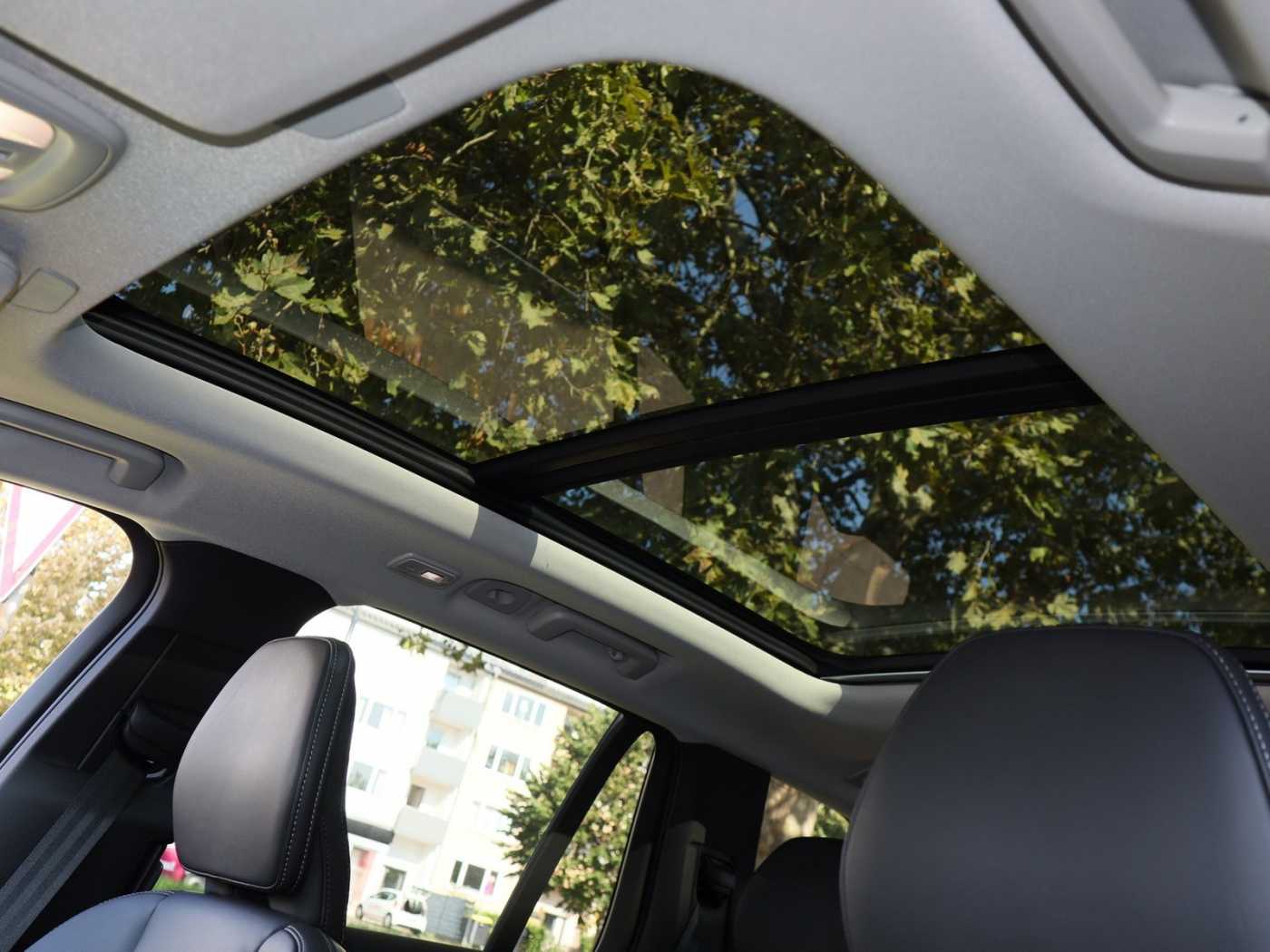 Volvo XC90 – Bild 11