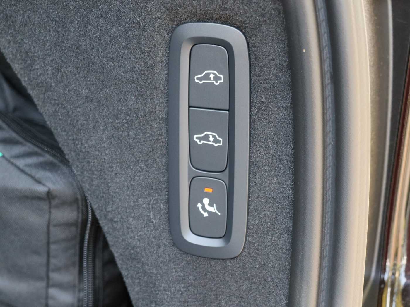 Volvo XC90 – Bild 16