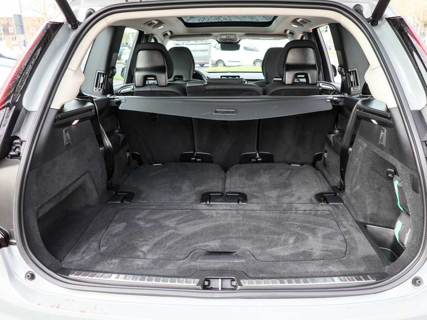 Volvo XC90 – Bild 9