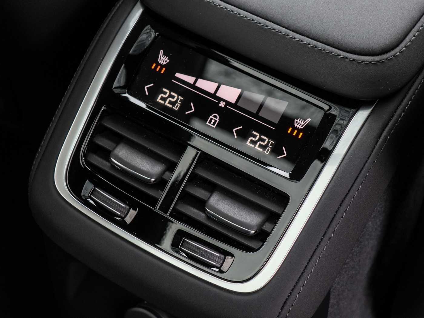 Volvo XC90 – Bild 16