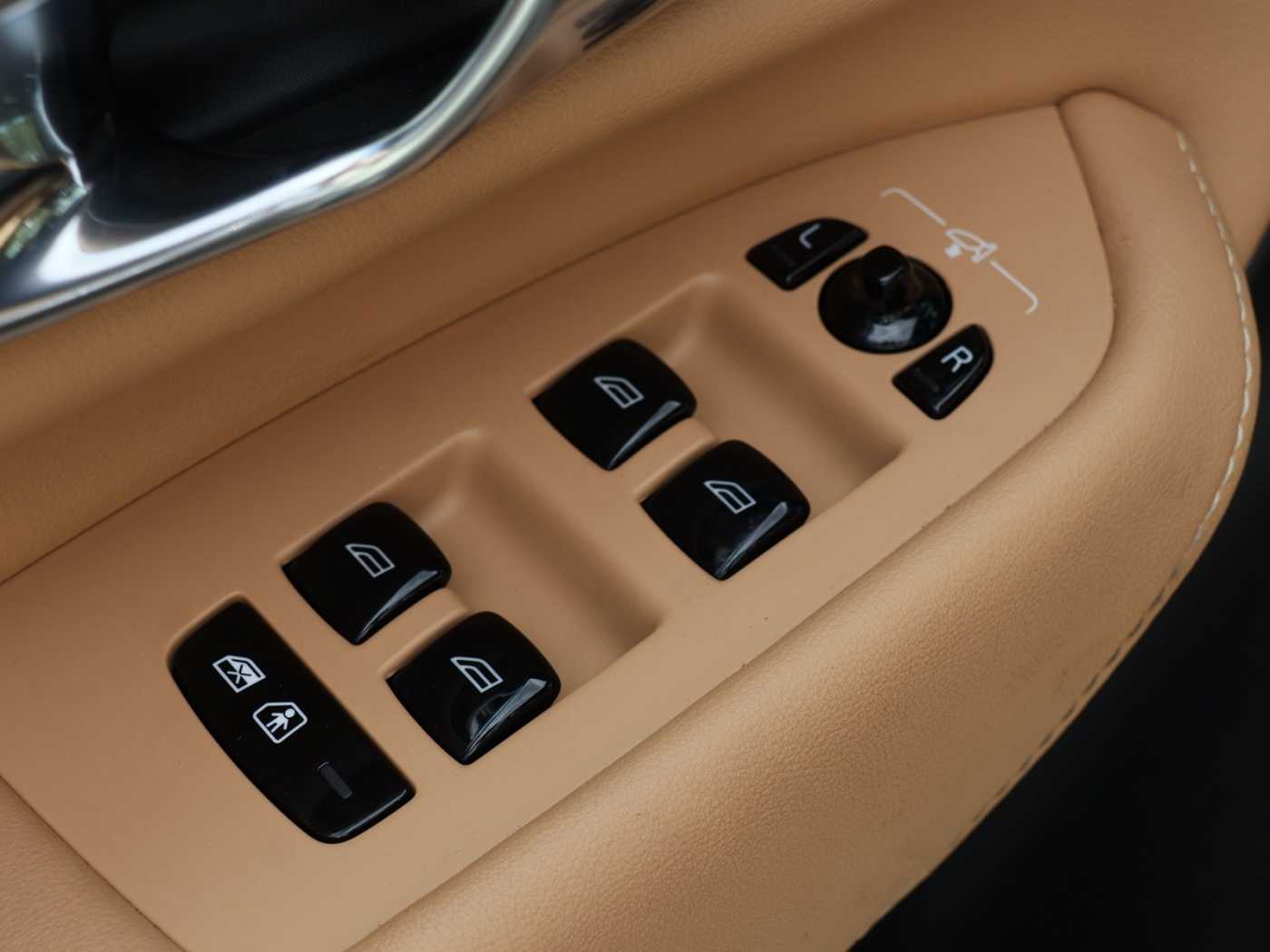 Volvo XC90 – Bild 15