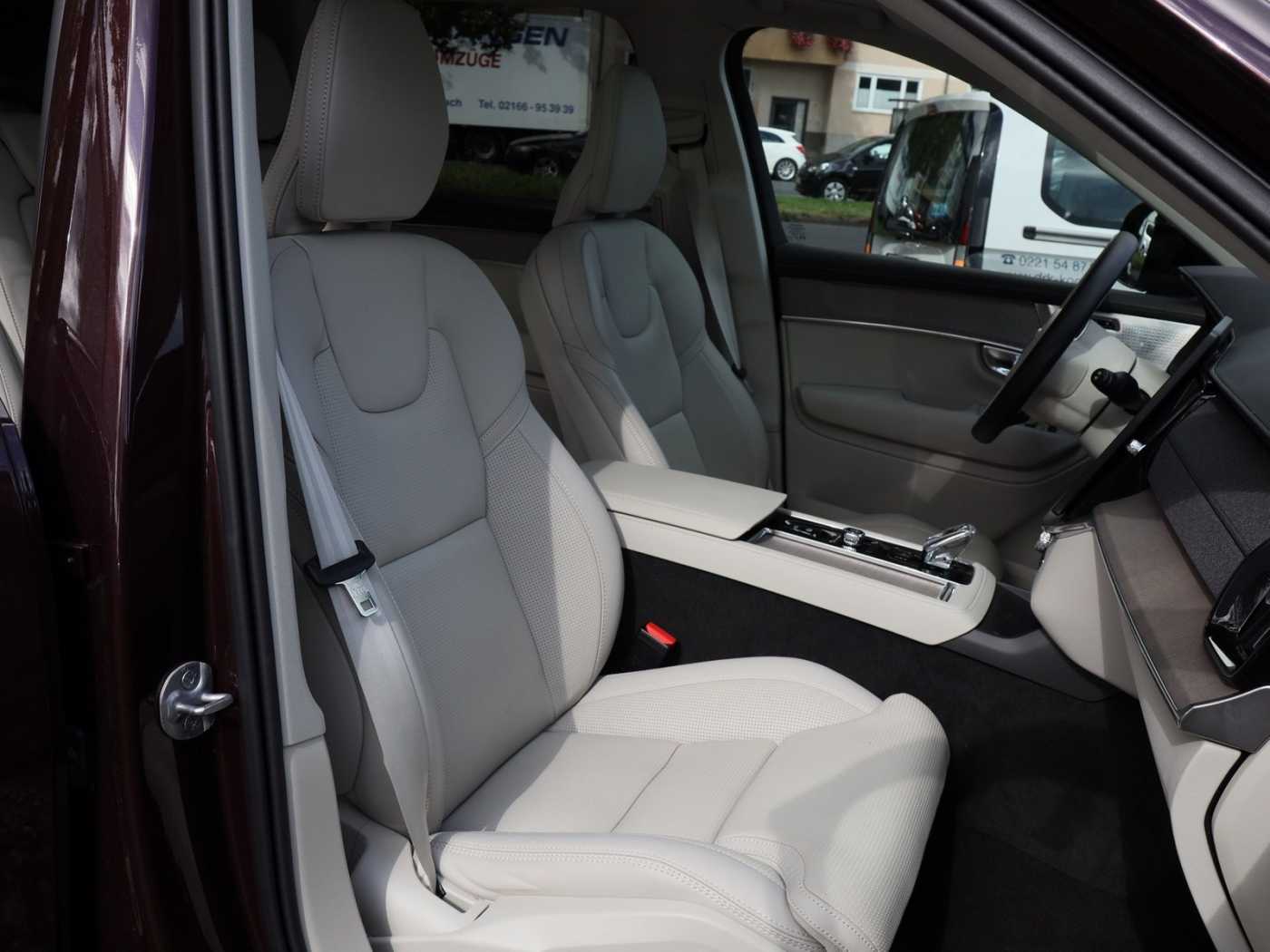 Volvo XC90 – Bild 6