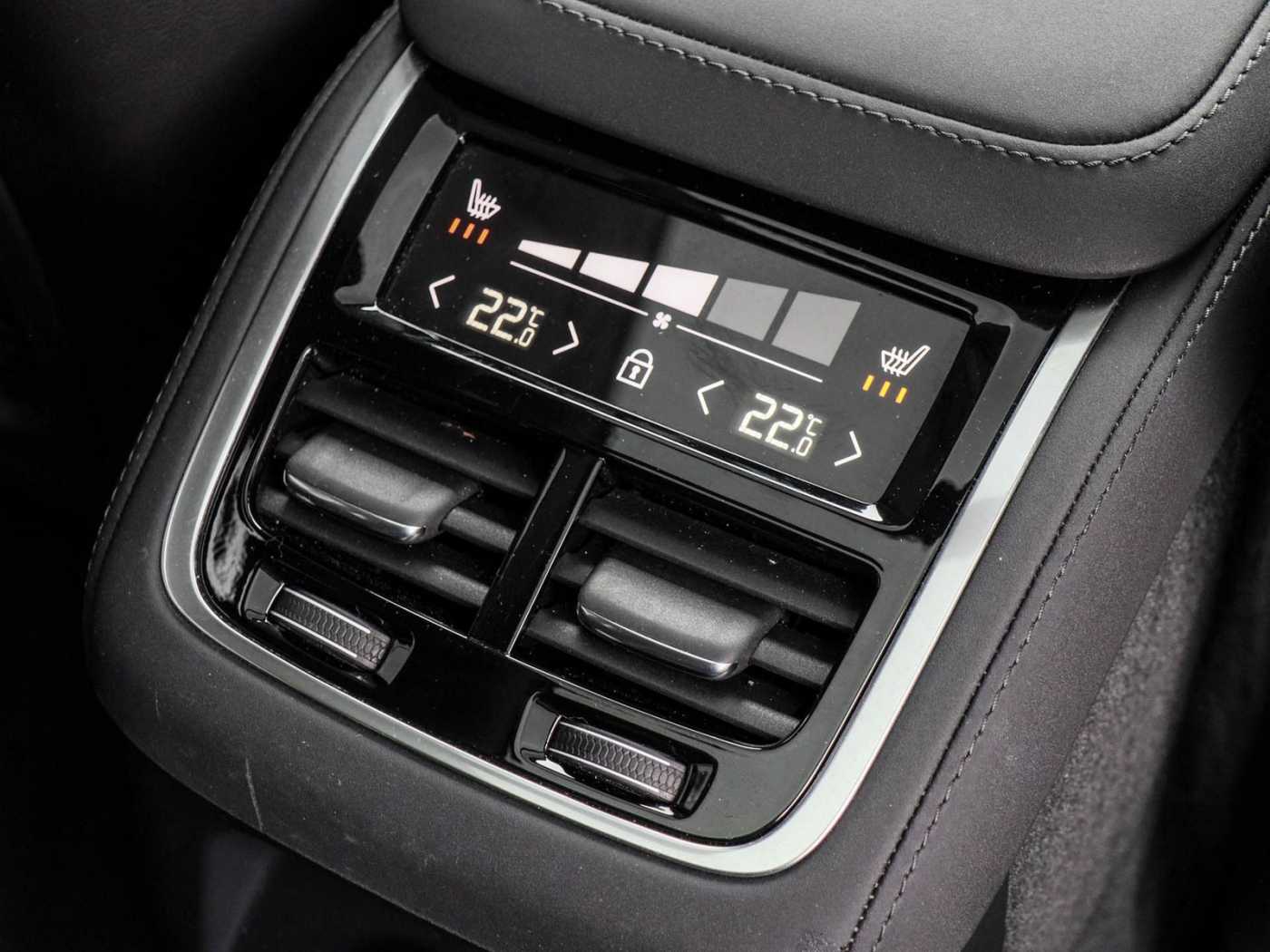 Volvo XC90 – Bild 15