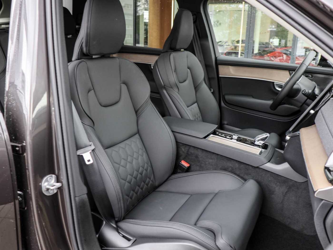 Volvo XC90 – Bild 6