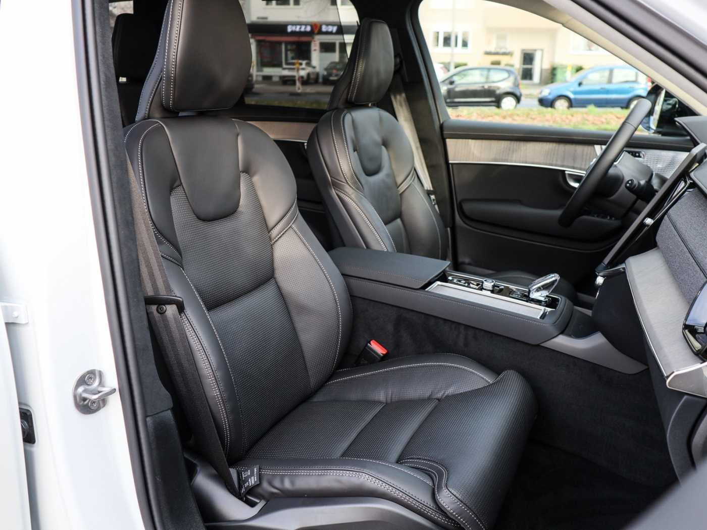 Volvo XC90 – Bild 6