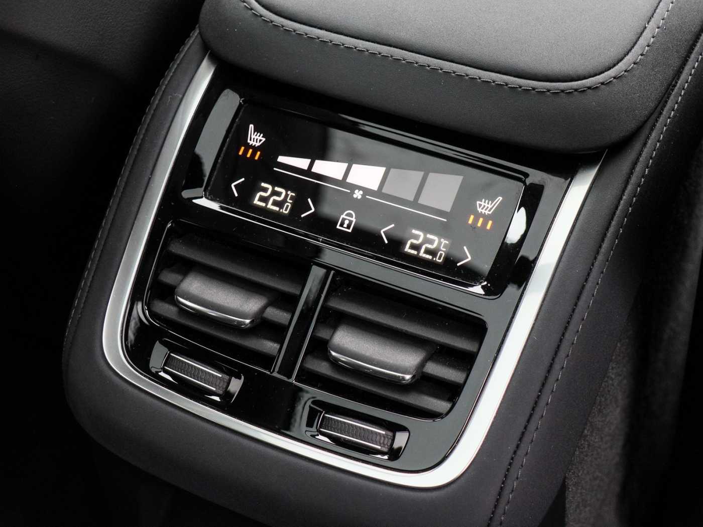 Volvo XC90 – Bild 15