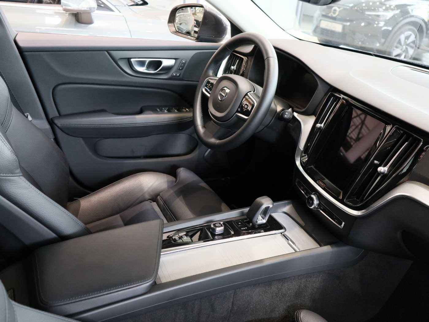 Volvo V60 Cross Country – Bild 3